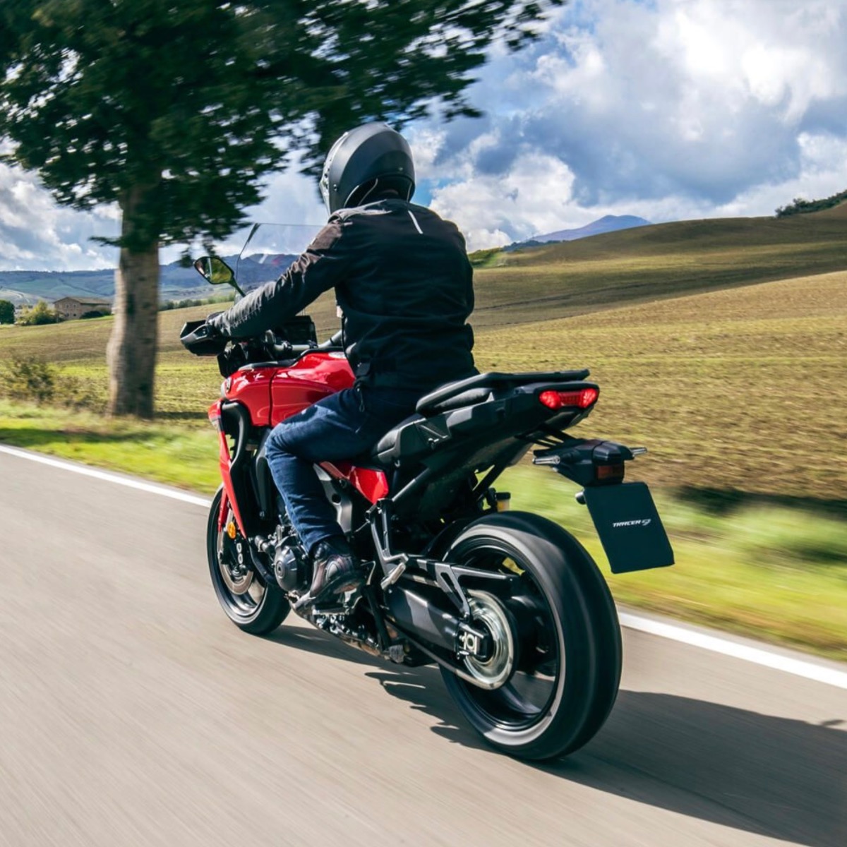 Yamaha_Tracer_9_GT