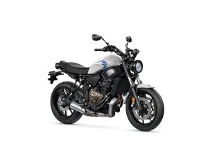 2022-Yamaha-XS700-EU-Historic_White-Studio-001-03