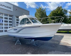 Beneteau Antares 620HB Fishing