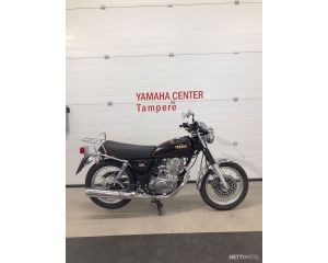 Yamaha SR