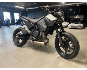KTM 690